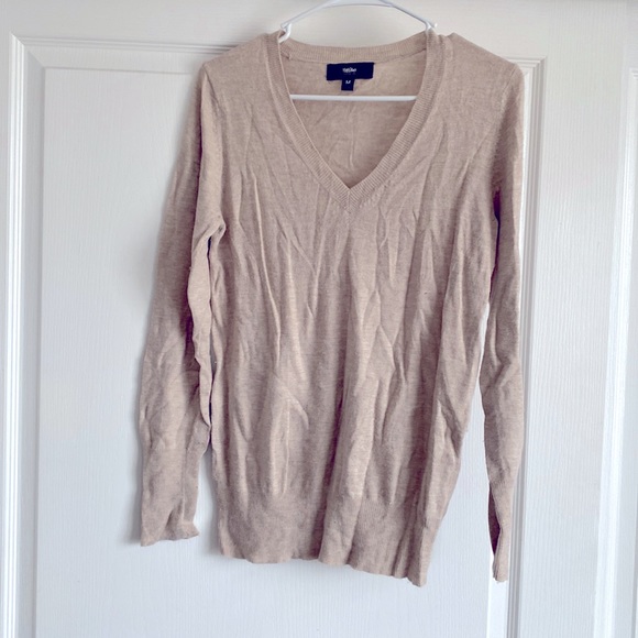 Sweater - Picture 1 of 3